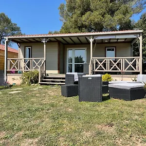 Châlet Dans Parc De Loisirs 5 étoiles Chalet Puget-sur Argens